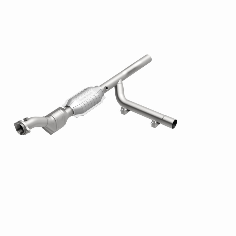 Ford Expedition Catalytic Converter - Magnaflow - Direct-Fit - `99-`00