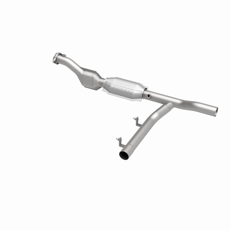 Ford Expedition Catalytic Converter - Magnaflow - Direct-Fit - `99-`00