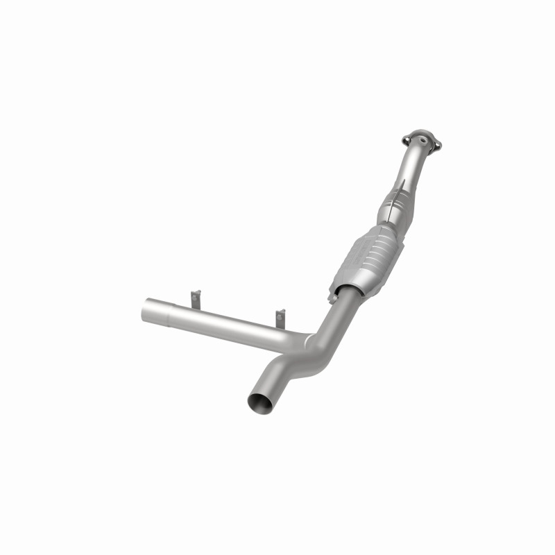 Ford Expedition Catalytic Converter - Magnaflow - Direct-Fit - `99-`00