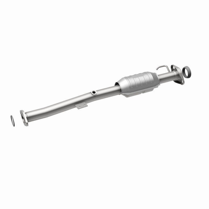 Chevrolet Tracker Catalytic Converter - Magnaflow - HM Grade Direct-Fit - `99-`03