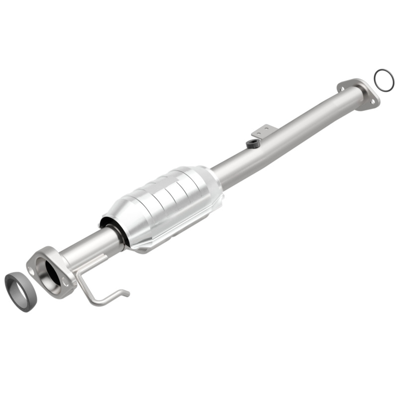 Chevrolet Tracker Catalytic Converter - Magnaflow - HM Grade Direct-Fit - `99-`03