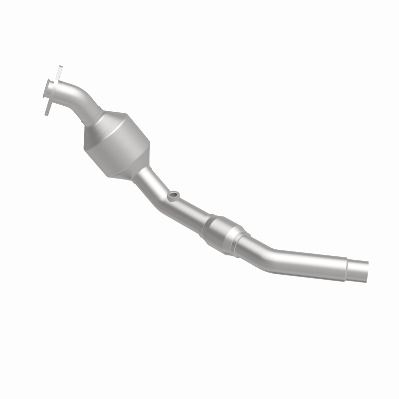 Land Rover Freelander Catalytic Converter - Magnaflow - HM Grade Federal/EPA Direct-Fit - `02-`05