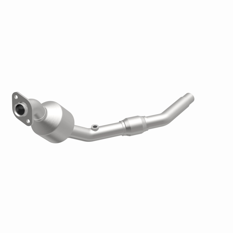 Land Rover Freelander Catalytic Converter - Magnaflow - HM Grade Federal/EPA Direct-Fit - `02-`05