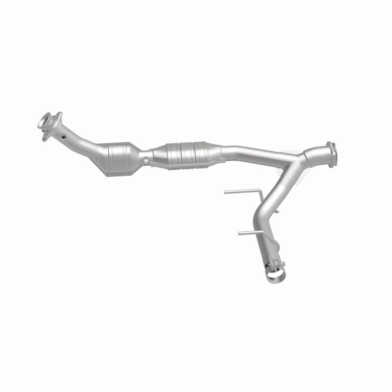 Ford Expedition Catalytic Converter - Passenger Side - Magnaflow - Direct-Fit - `03-`04