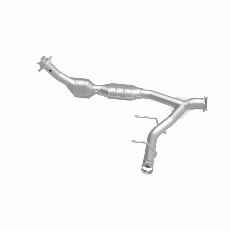 Ford Expedition Catalytic Converter - Passenger Side - Magnaflow - Direct-Fit - `03-`04