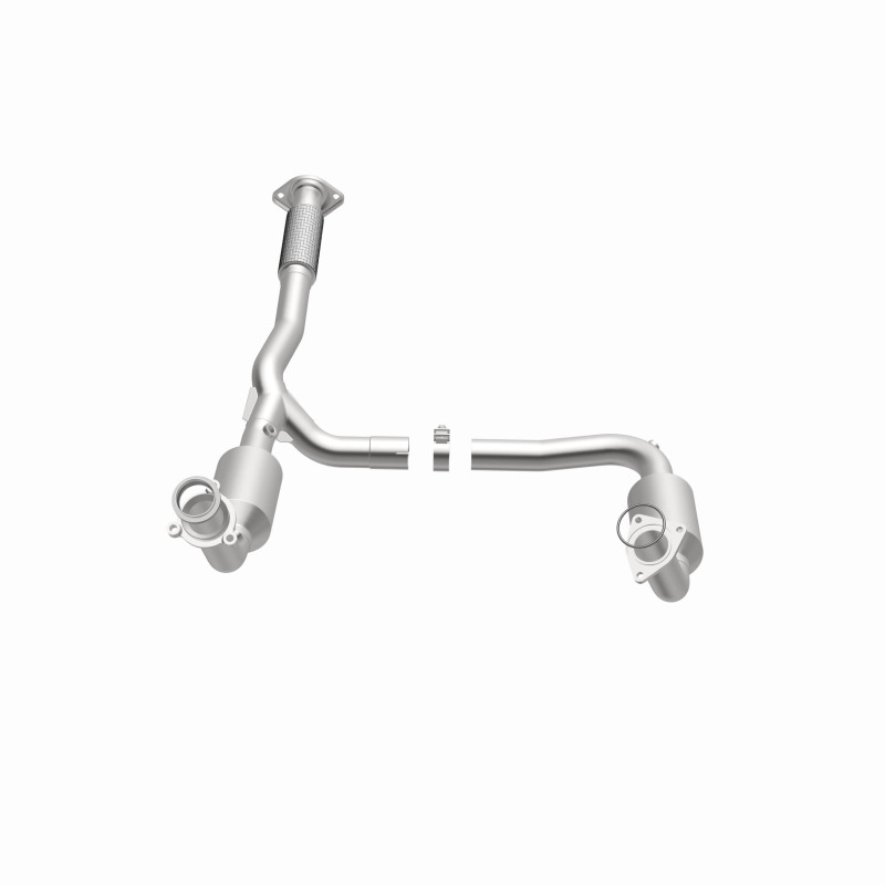 Buick Rainier Catalytic Converter - Magnaflow - California Grade CARB Compliant, Direct-Fit - 2004