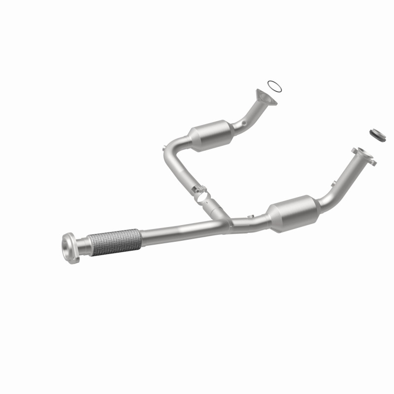 Buick Rainier Catalytic Converter - Magnaflow - California Grade CARB Compliant, Direct-Fit - 2004