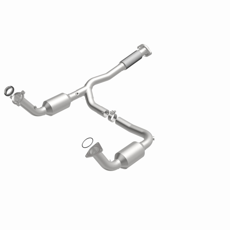 Chevrolet Trailblazer EXT Catalytic Converter - Magnaflow - California Grade CARB Compliant, Direct-Fit - 2004