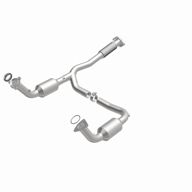 Chevrolet Trailblazer EXT Catalytic Converter - Magnaflow - California Grade CARB Compliant, Direct-Fit - 2004