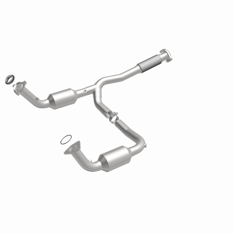 Chevrolet Trailblazer EXT Catalytic Converter - Magnaflow - California Grade CARB Compliant, Direct-Fit - 2004
