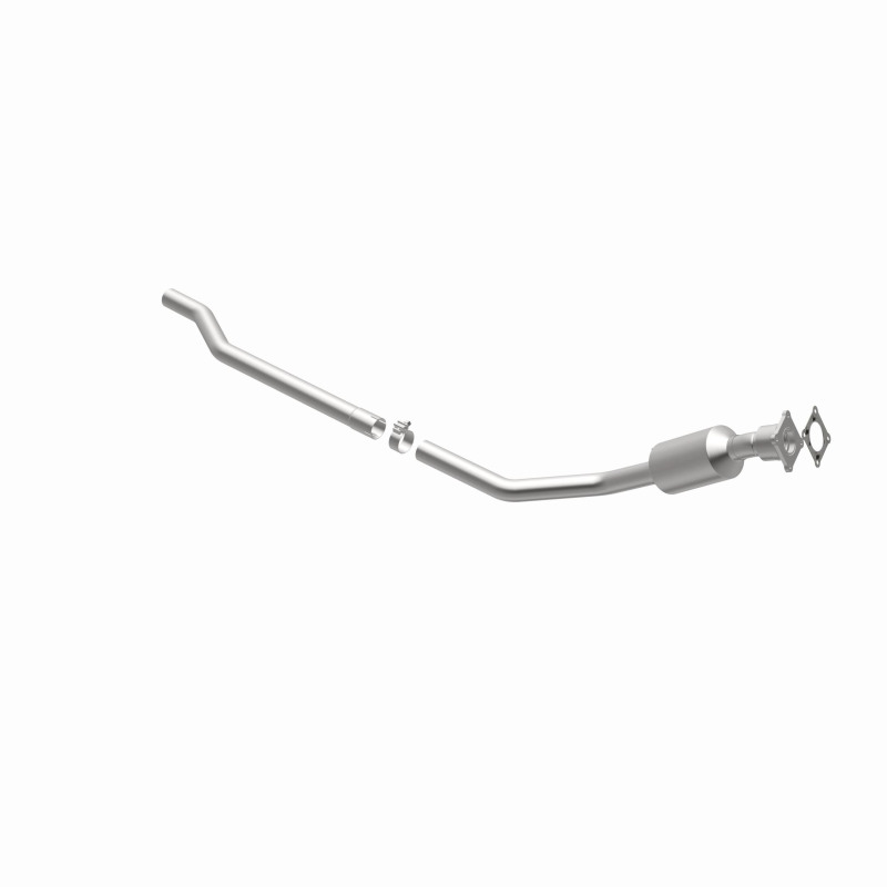 Chrysler Town & Country Catalytic Converter - Magnaflow - California Grade CARB Compliant Direct-Fit - `01-`03
