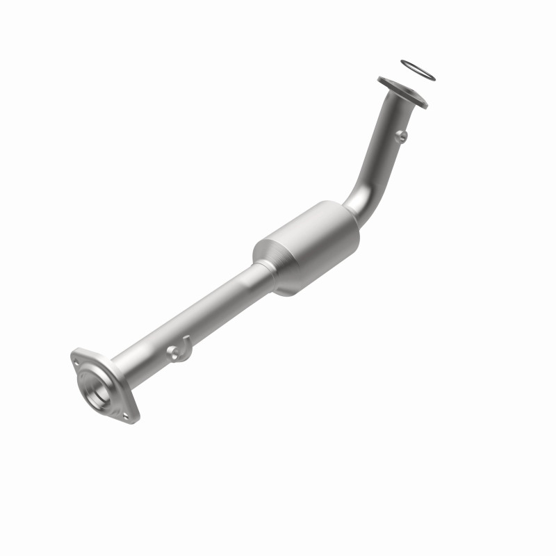 GMC Yukon Catalytic Converter - Magnaflow - California Grade CARB Compliant Direct-Fit - `02-`03