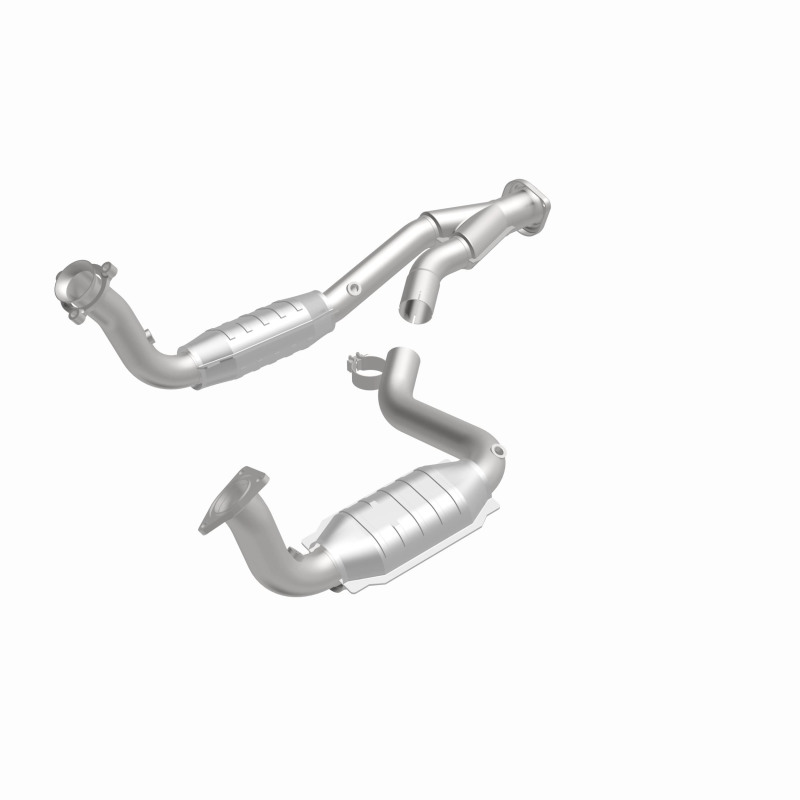 Chevrolet SSR Catalytic Converter - Magnaflow - California Grade CARB Compliant Direct-Fit - 2003