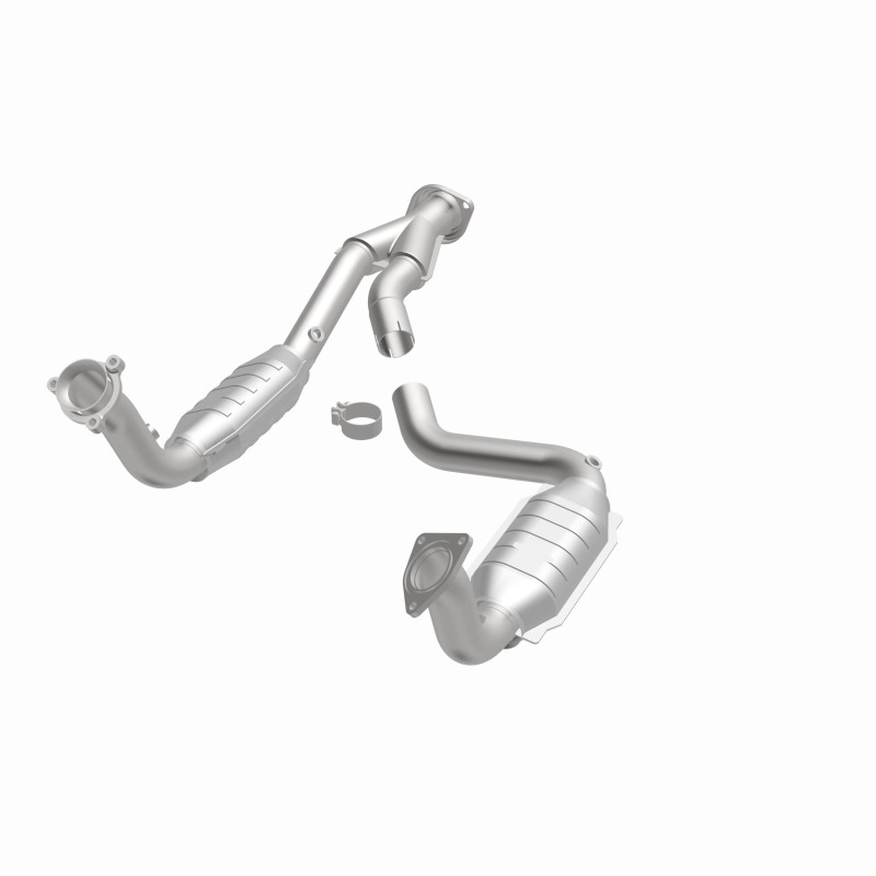 Chevrolet SSR Catalytic Converter - Magnaflow - California Grade CARB Compliant Direct-Fit - 2003