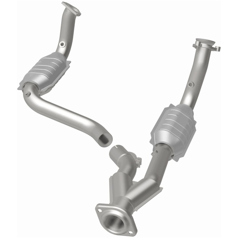Chevrolet SSR Catalytic Converter - Magnaflow - California Grade CARB Compliant Direct-Fit - 2003
