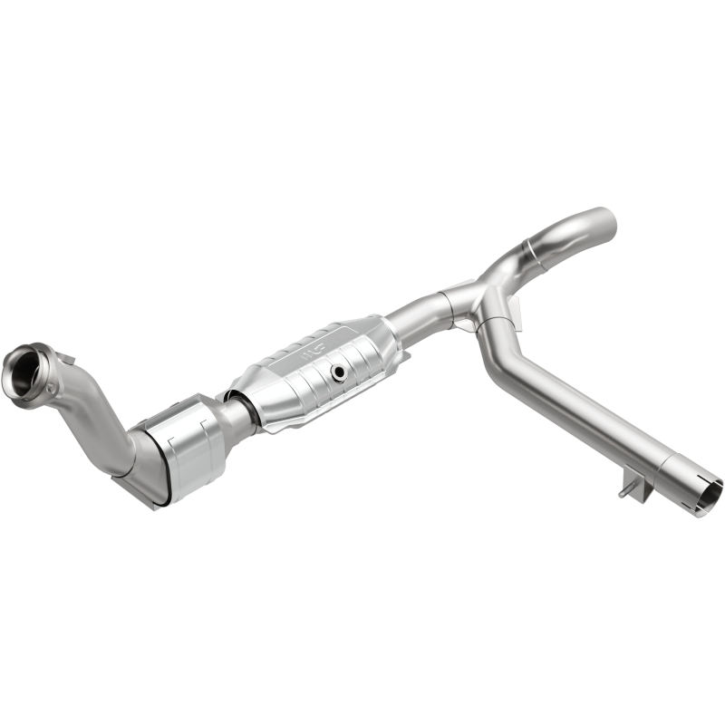 Ford Expedition Catalytic Converter - Magnaflow - California Grade CARB Compliant Direct-Fit - `99-`00