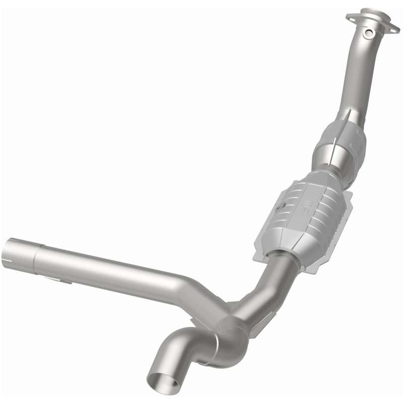 Ford Expedition Catalytic Converter - Magnaflow - California Grade CARB Compliant Direct-Fit - `99-`00