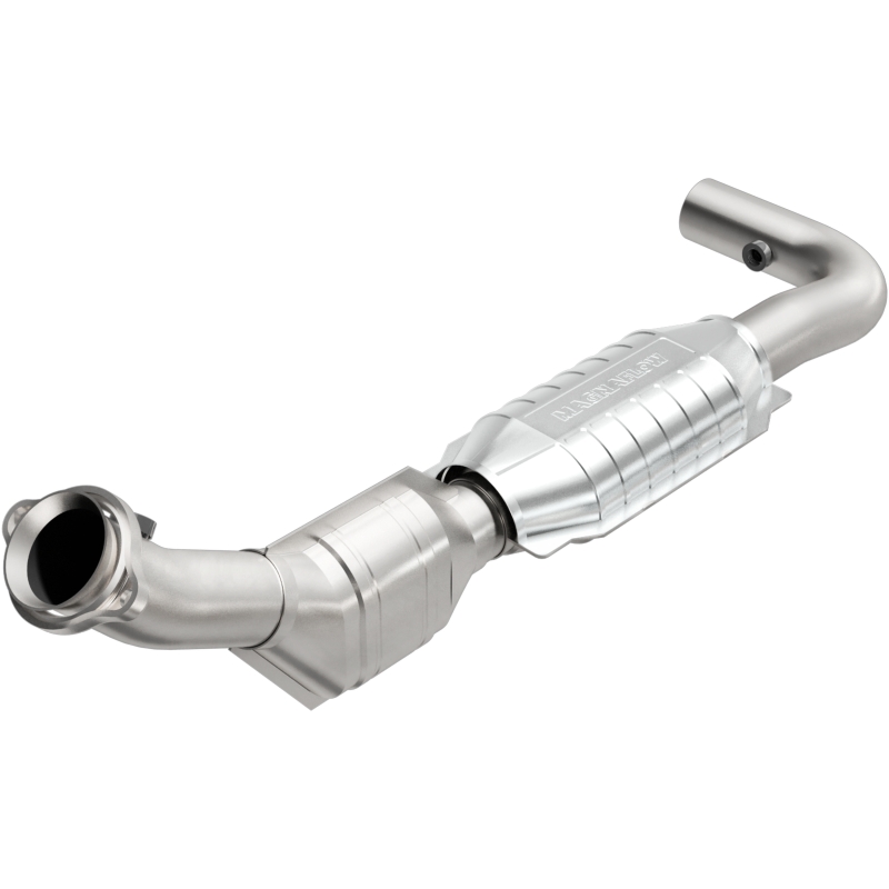 Ford Expedition Catalytic Converter - Magnaflow - California Grade CARB Compliant Direct-Fit - `97-`00