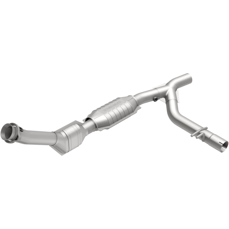 Ford Expedition Catalytic Converter - Magnaflow - Direct-Fit, California Grade CARB Compliant - `97-`01