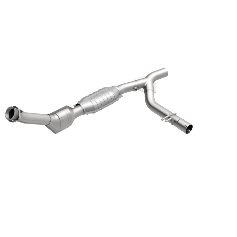 Ford Expedition Catalytic Converter - Magnaflow - Direct-Fit, California Grade CARB Compliant - `97-`01