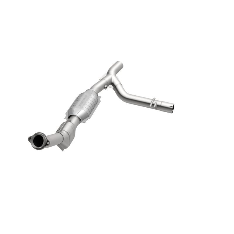 Ford Expedition Catalytic Converter - Magnaflow - Direct-Fit, California Grade CARB Compliant - `97-`01