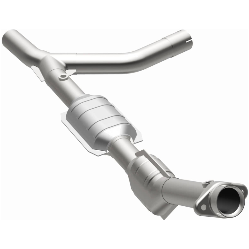 Ford E-150 Econoline Catalytic Converter - Magnaflow - Direct-Fit - `00-`02