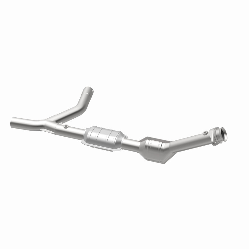 Ford E-150 Econoline Club Wagon Catalytic Converter - Magnaflow - Direct-Fit - `00-`02
