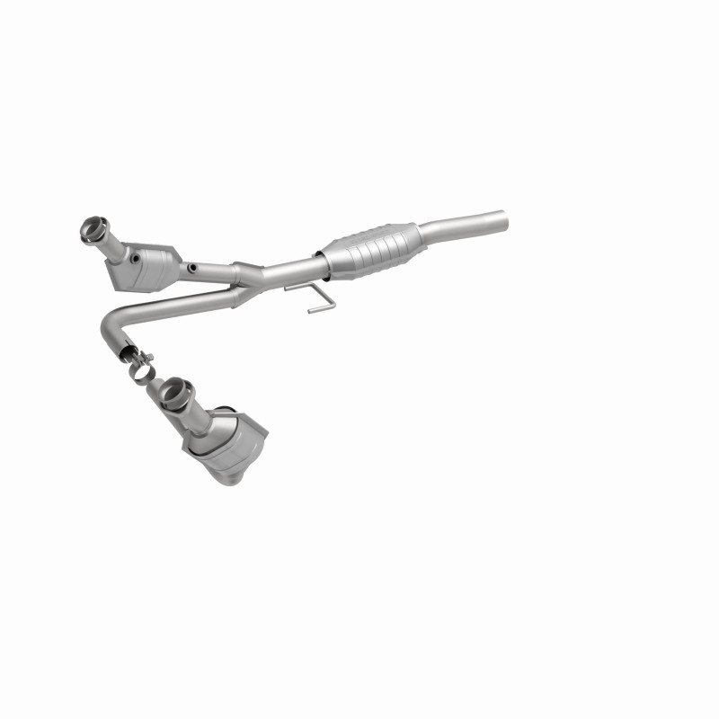 Dodge Dakota Catalytic Converter - Magnaflow - Direct-Fit, California Grade CARB Compliant - `00-`03