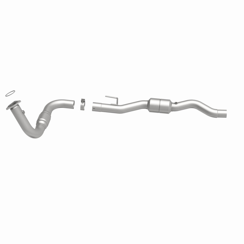 Chevrolet Avalanche 2500 Catalytic Converter - Driver Side - Magnaflow - California Grade CARB Compliant Direct-Fit - `04-`05