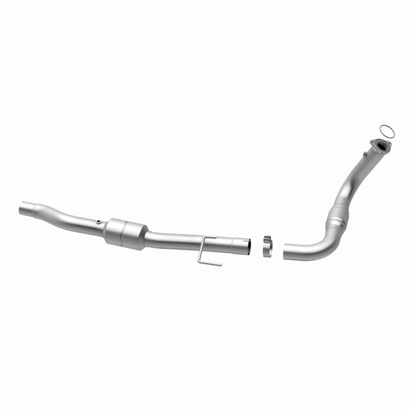 Chevrolet Avalanche 2500 Catalytic Converter - Driver Side - Magnaflow - California Grade CARB Compliant Direct-Fit - `04-`05