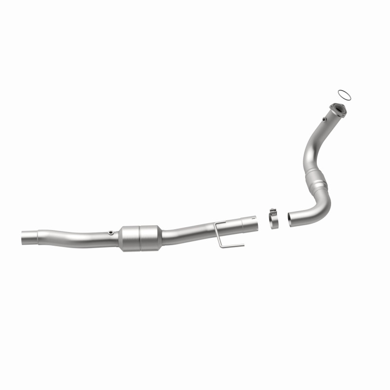 Chevrolet Avalanche 2500 Catalytic Converter - Driver Side - Magnaflow - California Grade CARB Compliant Direct-Fit - `04-`05