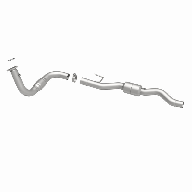 Chevrolet Suburban 2500 Catalytic Converter - Driver Side - Magnaflow - California Grade CARB Compliant Direct-Fit - `04-`05