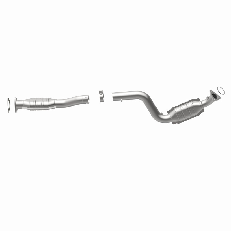 GMC Savana 2500 Catalytic Converter - Passenger Side - Magnaflow - California Grade CARB Compliant Direct-Fit - `03-`05