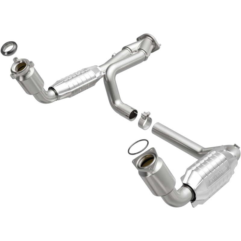 Chevrolet Silverado 1500 Catalytic Converter - Magnaflow - California Grade CARB Compliant Direct-Fit - 2002