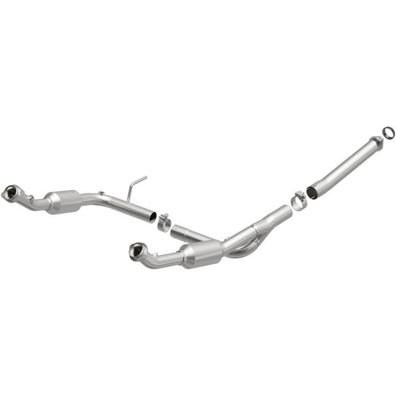 Ford Explorer Catalytic Converter - Underbody - Magnaflow - California Grade CARB Compliant Direct-Fit - `04-`05