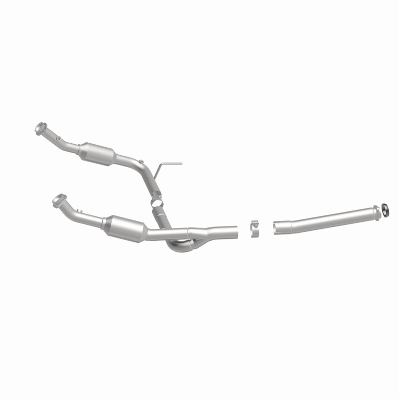 Ford Explorer Catalytic Converter - Underbody - Magnaflow - California Grade CARB Compliant Direct-Fit - `04-`05