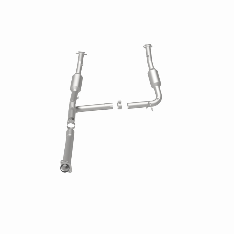 Ford Explorer Catalytic Converter - Underbody - Magnaflow - California Grade CARB Compliant Direct-Fit - `04-`05