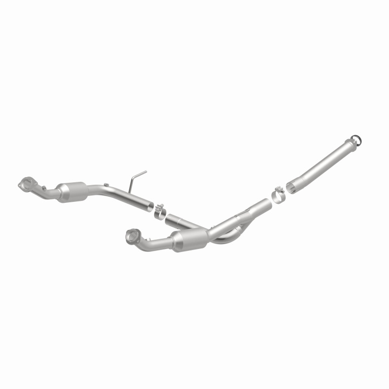 Ford Explorer Catalytic Converter - Underbody - Magnaflow - California Grade CARB Compliant Direct-Fit - `04-`05