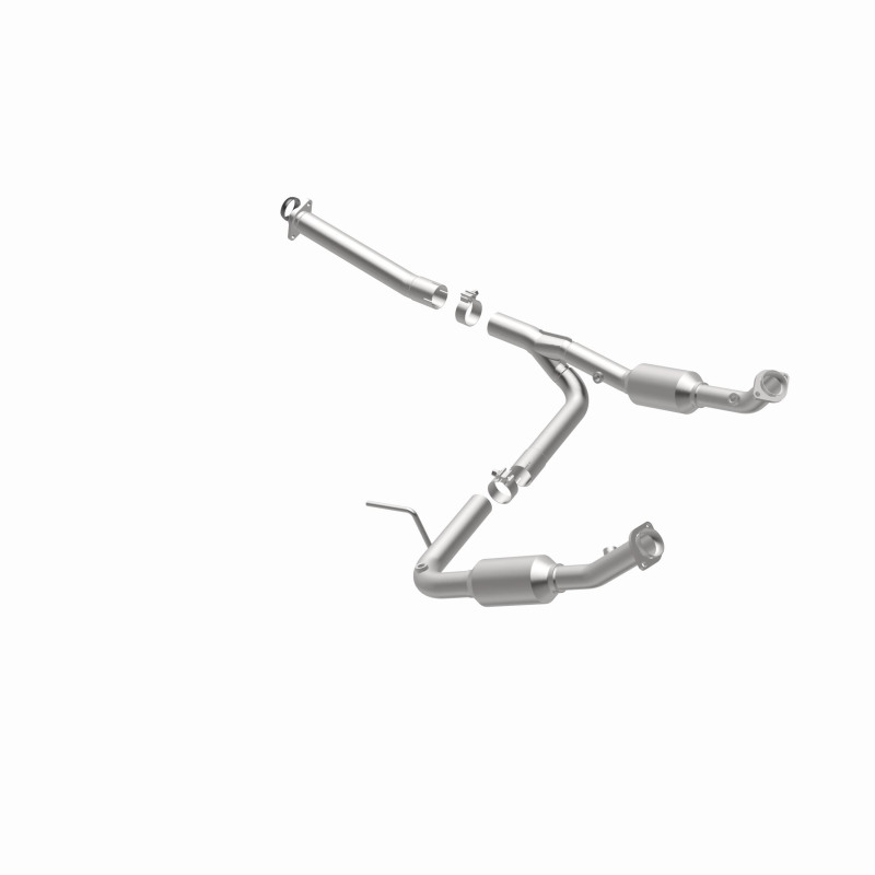 Ford Explorer Catalytic Converter - Underbody - Magnaflow - California Grade CARB Compliant Direct-Fit - `04-`05