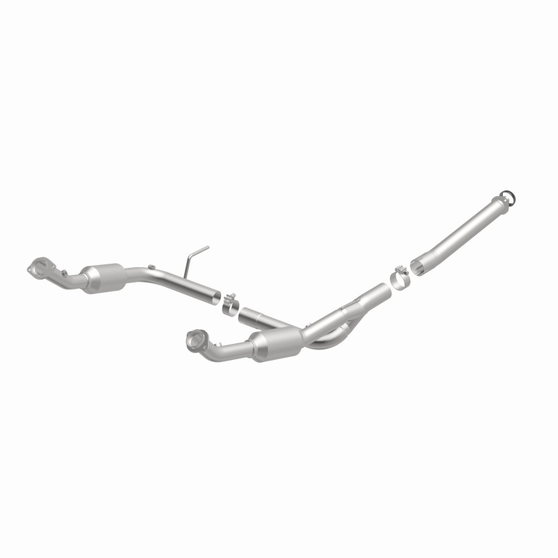 Ford Explorer Catalytic Converter - Underbody - Magnaflow - California Grade CARB Compliant Direct-Fit - `04-`05