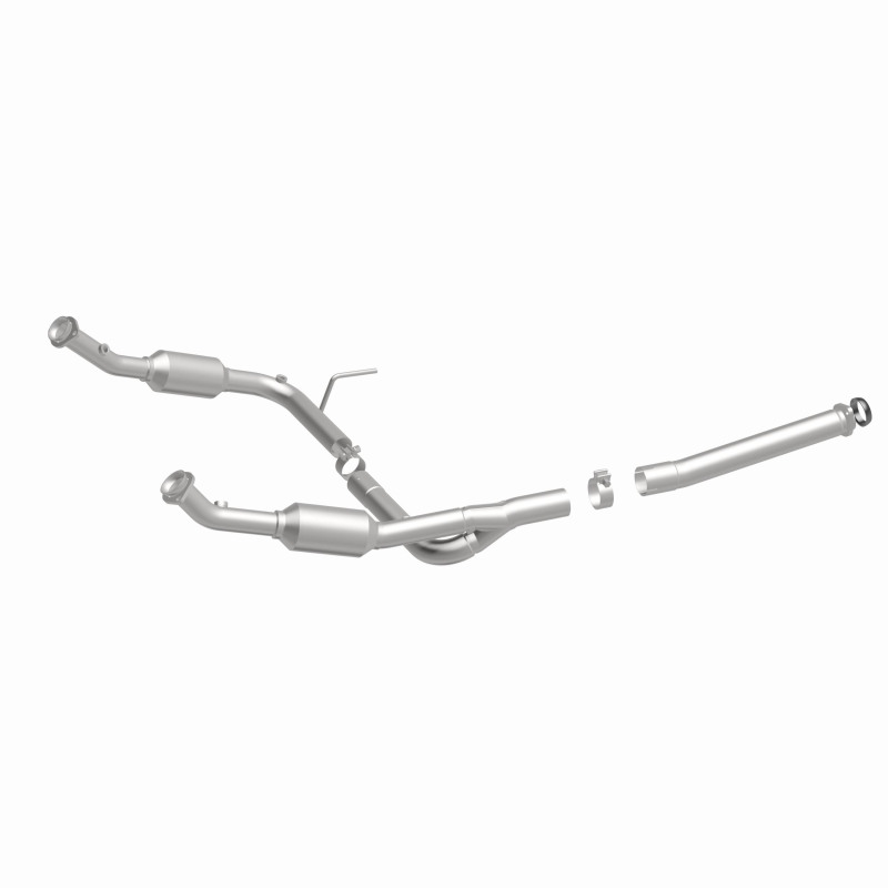 Ford Explorer Catalytic Converter - Underbody - Magnaflow - California Grade CARB Compliant Direct-Fit - `04-`05