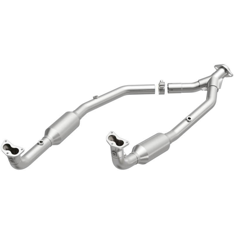 Land Rover Discovery Catalytic Converter - Underbody - Magnaflow - California Grade CARB Compliant Direct-Fit - 2003