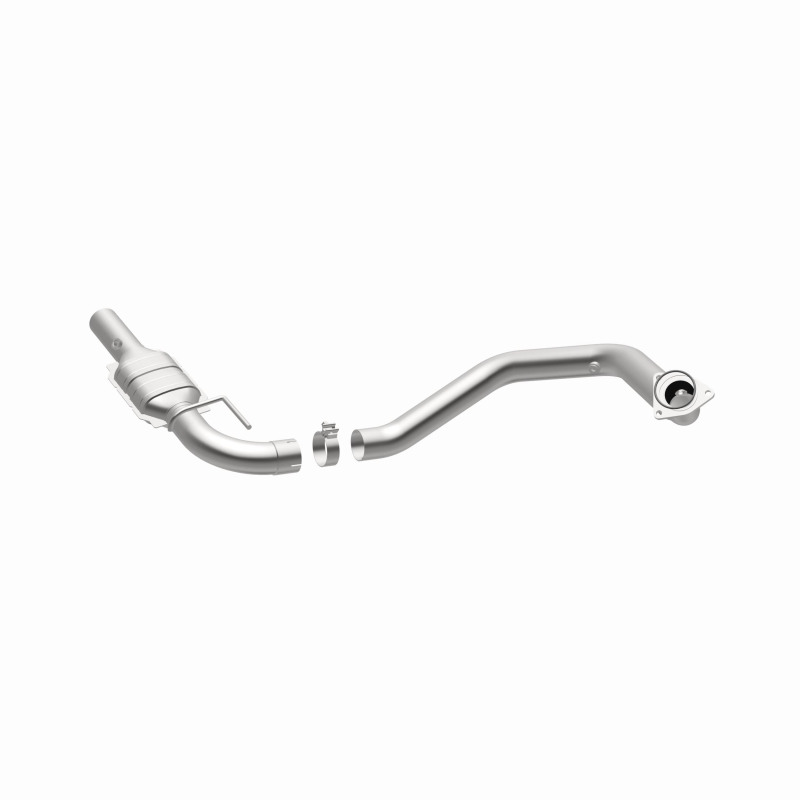 GMC Savana 3500 Catalytic Converter - Magnaflow - California Grade CARB Compliant Direct-Fit - 2003