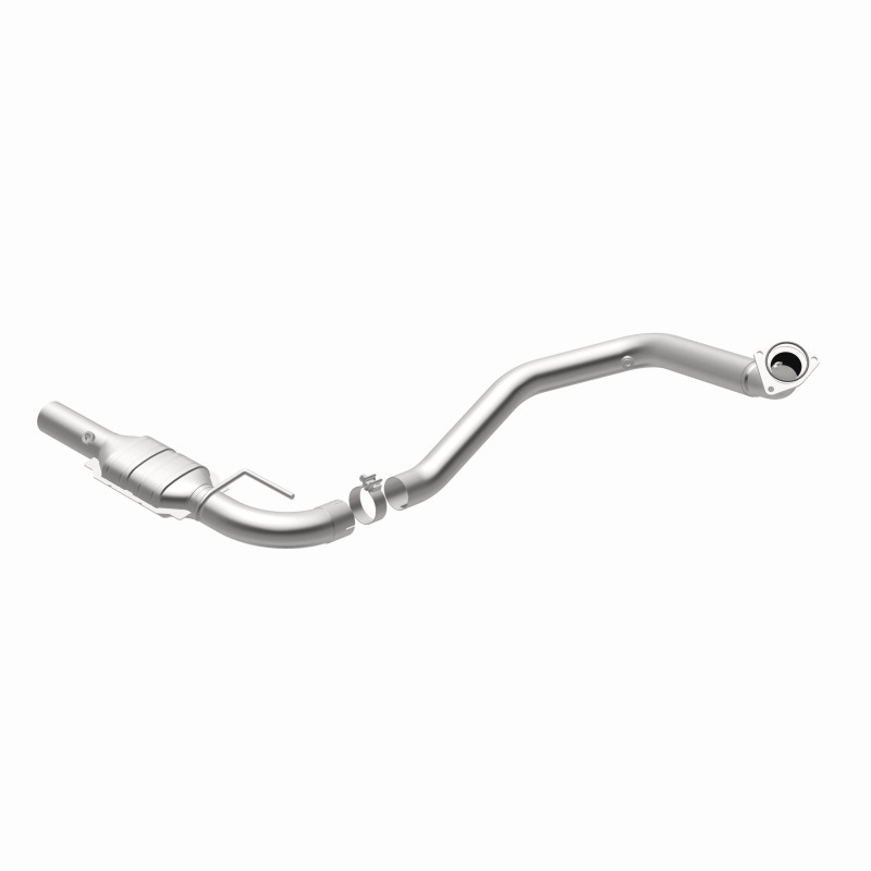 GMC Savana 3500 Catalytic Converter - Magnaflow - California Grade CARB Compliant Direct-Fit - 2003