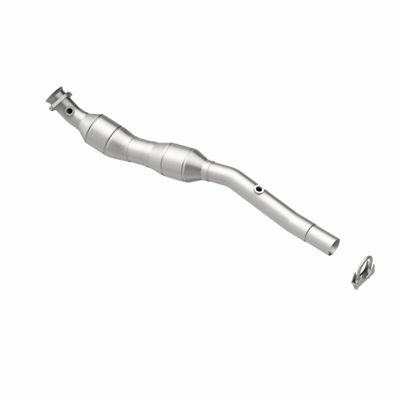 Land Rover Range Rover Catalytic Converter - Magnaflow - California Grade CARB Compliant Direct-Fit - 2005