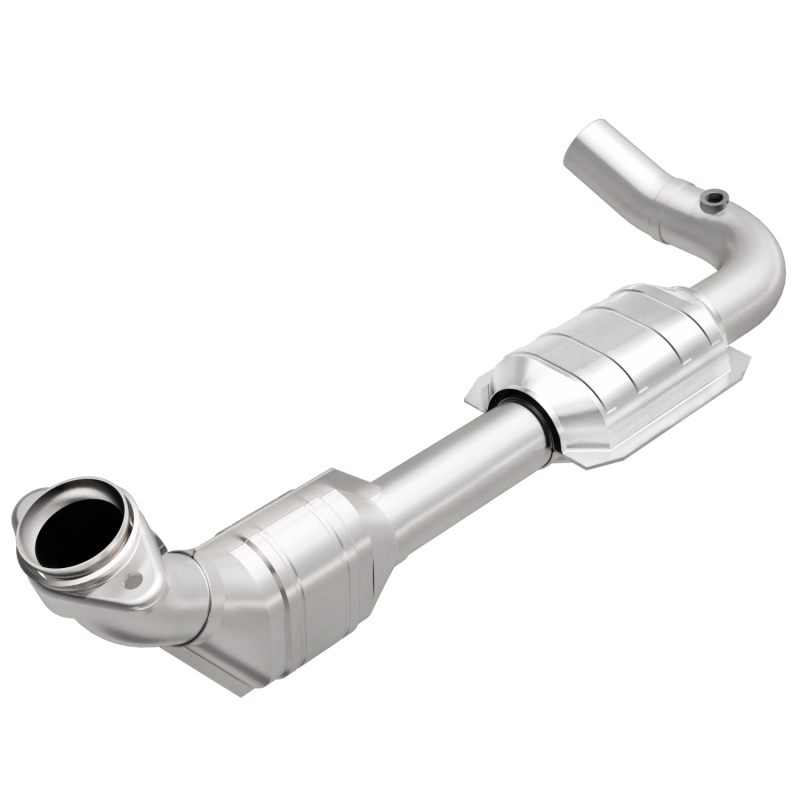 Ford E-150 Club Wagon Catalytic Converter - Driver Side - Magnaflow - California Grade CARB Compliant Direct-Fit - `03-`04
