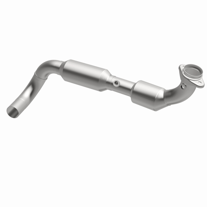 Ford Expedition Catalytic Converter - Magnaflow - Direct Fit - `03-`04