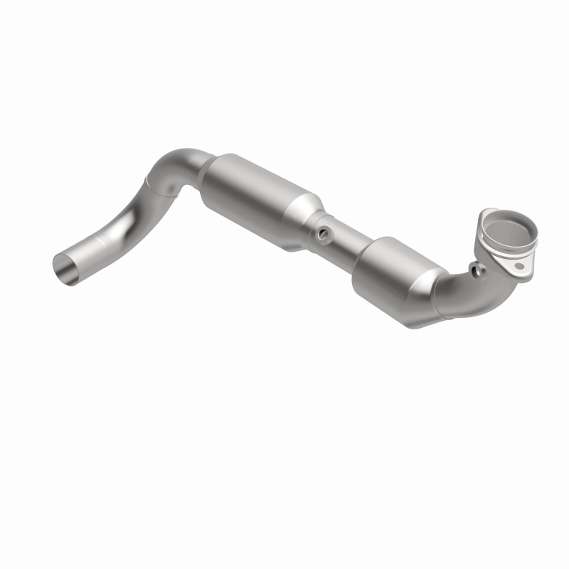 Ford Expedition Catalytic Converter - Magnaflow - Direct Fit - `03-`04