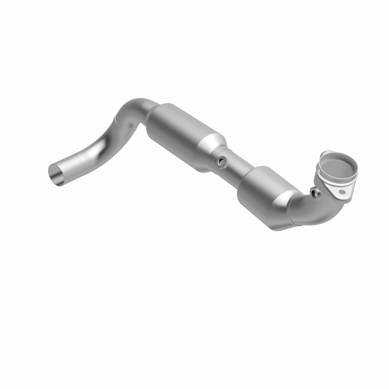 Ford Expedition Catalytic Converter - Magnaflow - Direct Fit - `03-`04