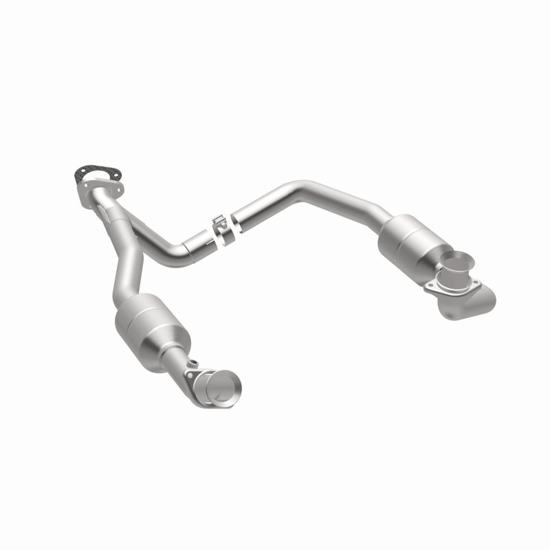 Ford E-250 Catalytic Converter - Magnaflow - California CARB Compliant Direct-Fit - 2003